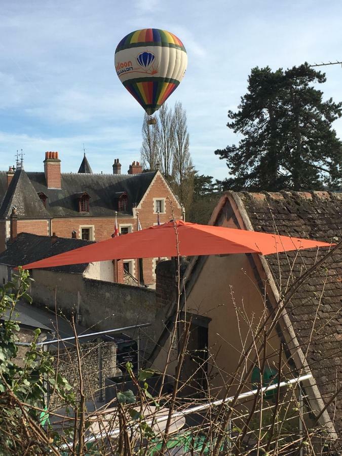 Le Balcon De Leonard Villa Amboise Exterior photo